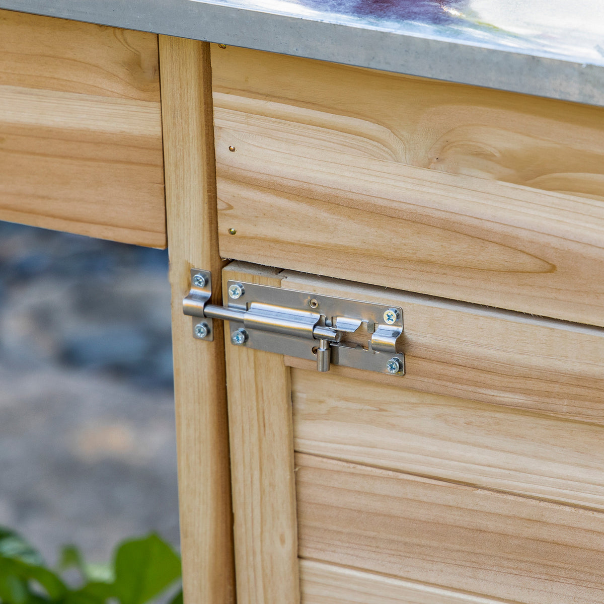 Outsunny Pflanztisch mit verzinkter Arbeitsplatte Gärtnertisch mit Schublade Schrank Garten Arbeitstisch Massivholz Natur 112 x 48 x 125 cm